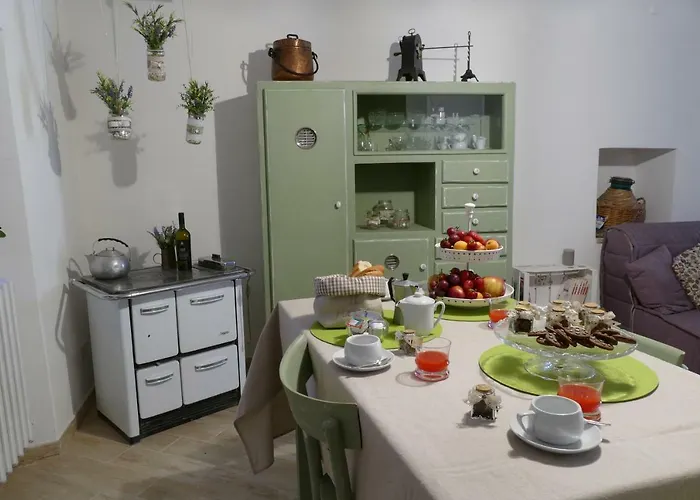 Umbria In Valigia&vecchia Cassetta *