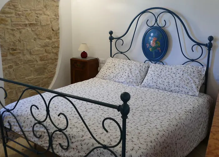 Umbria In Valigia&vecchia Cassetta * Perúgia