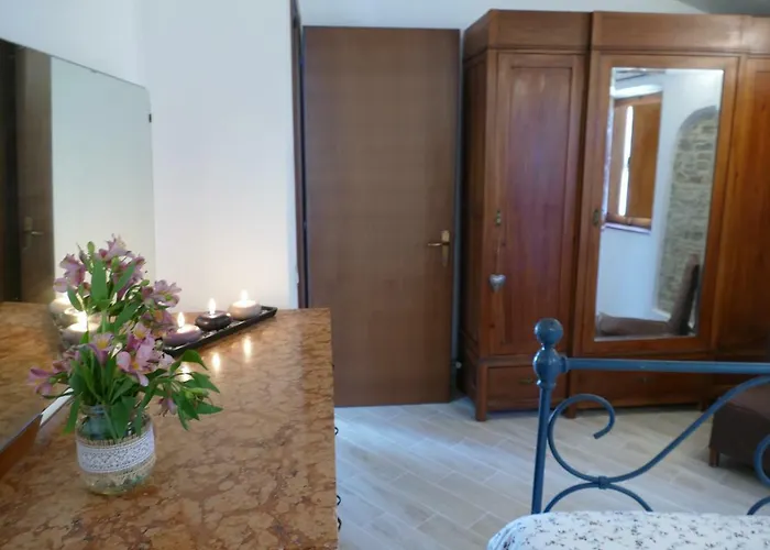 Umbria In Valigia&vecchia Cassetta * Perúgia