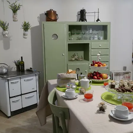 Umbria In Valigia&vecchia Cassetta *